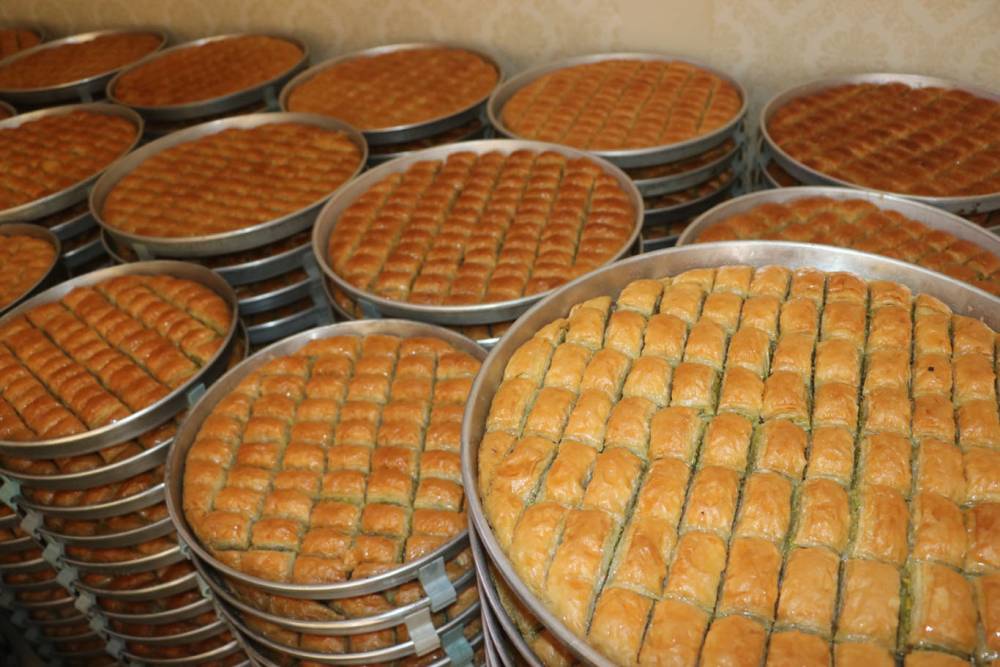 Bayramların değişmez lezzeti baklava için tatlı telaş başladı