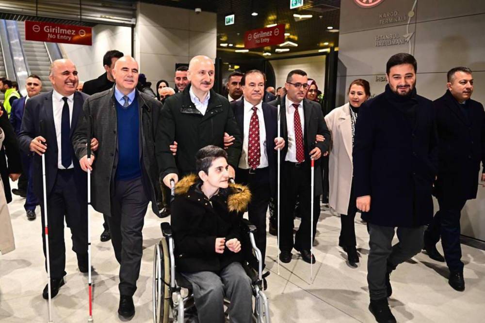 Bakan Karaismailoğlu: Türkiye kart uygulamasını hayata geçirmeye hazırlanıyoruz