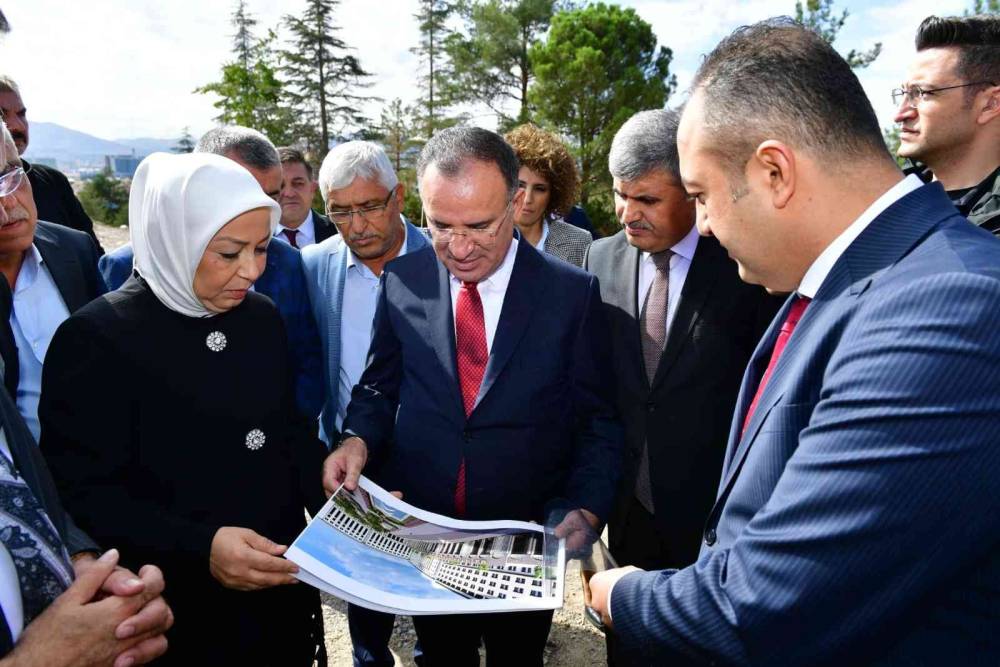 Adalet Bakanı Bozdağ, Malatya’da yeni adliye binası alanını inceledi
