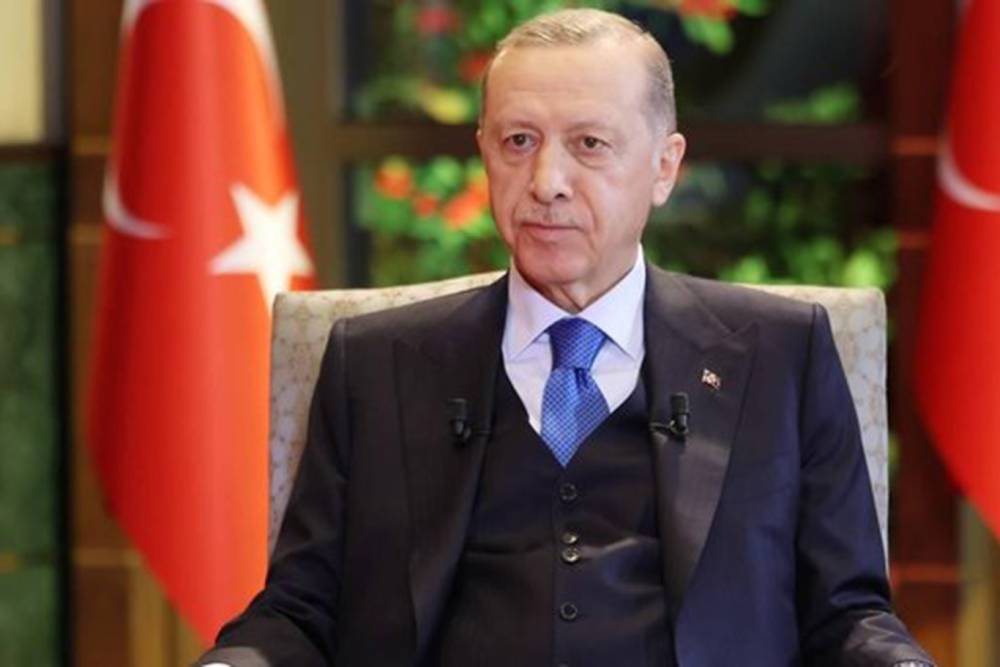 Cumhurbaşkanı Erdoğan'dan depremzede öğrencilere burs müjdesi 