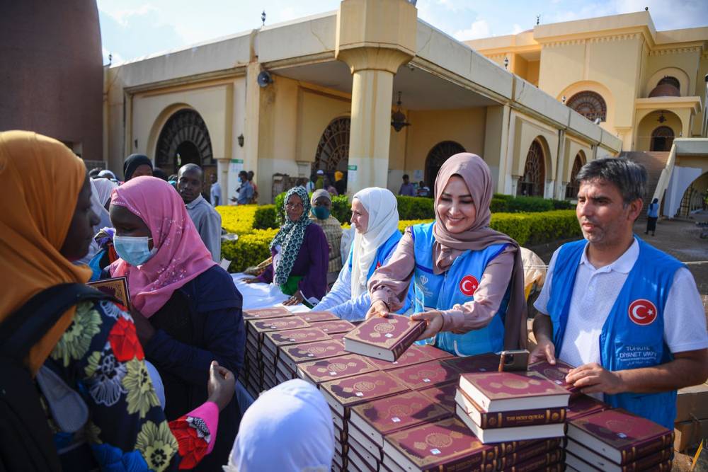 Türkiye Diyanet Vakfı 85 ülkede 1,5 milyon Kur’an-ı Kerim hediye etti