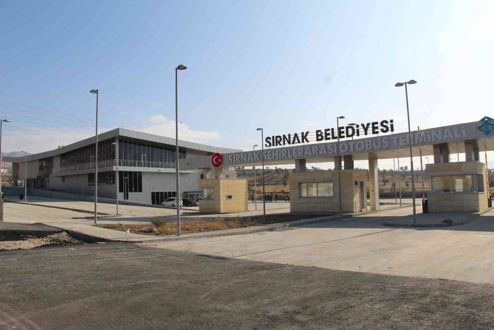 Şırnak, 14 milyona mal olan şehirlerarası terminaline kavuştu
