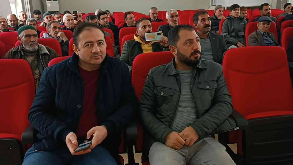 Dicle’de muhtar ve yetiştiricilere kırsal kalkınma destekleri anlatıldı
