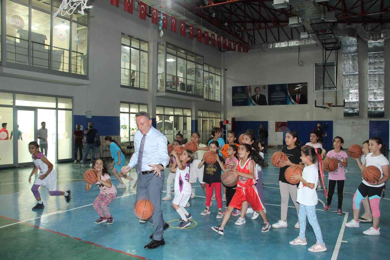 Şırnak’ta yaz spor okullarına yoğun ilgi