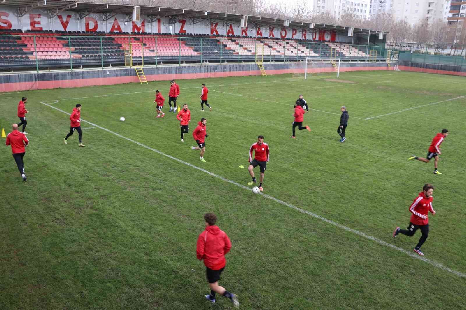 Karaköprü Belediyespor Fethiye’ye hazırlanıyor