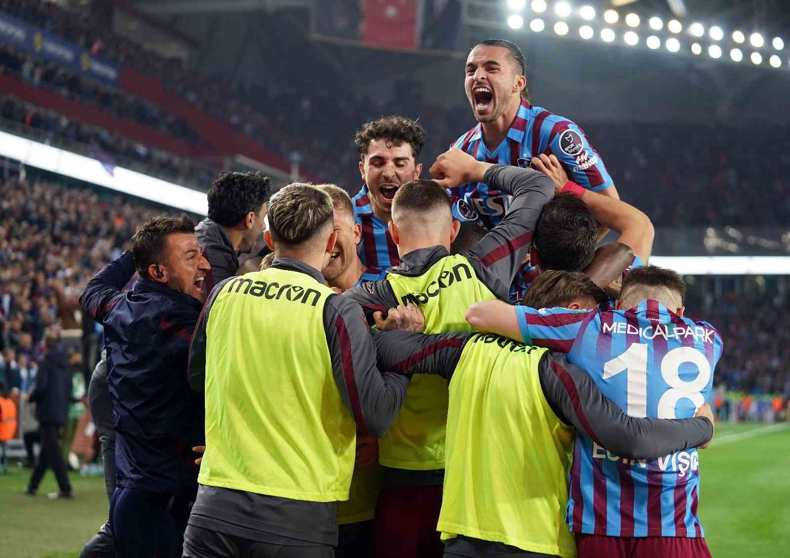 Spor Toto Süper Lig: Trabzonspor: 1 - Beşiktaş: 1 (Maç sonucu)