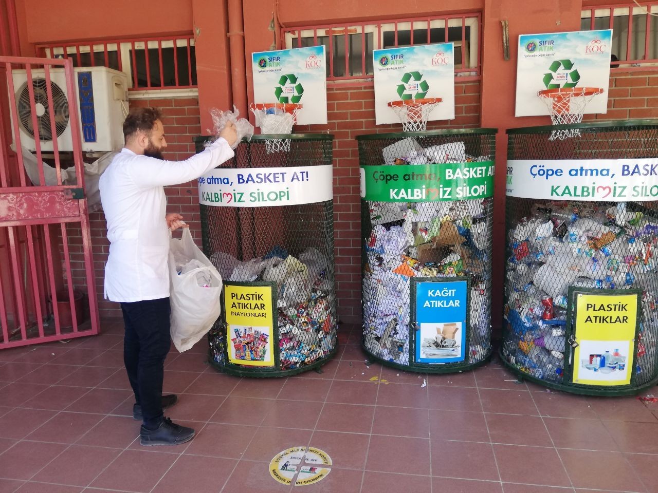 Silopili öğrenciler geri dönüşüm bilinciyle yetiştiriliyor