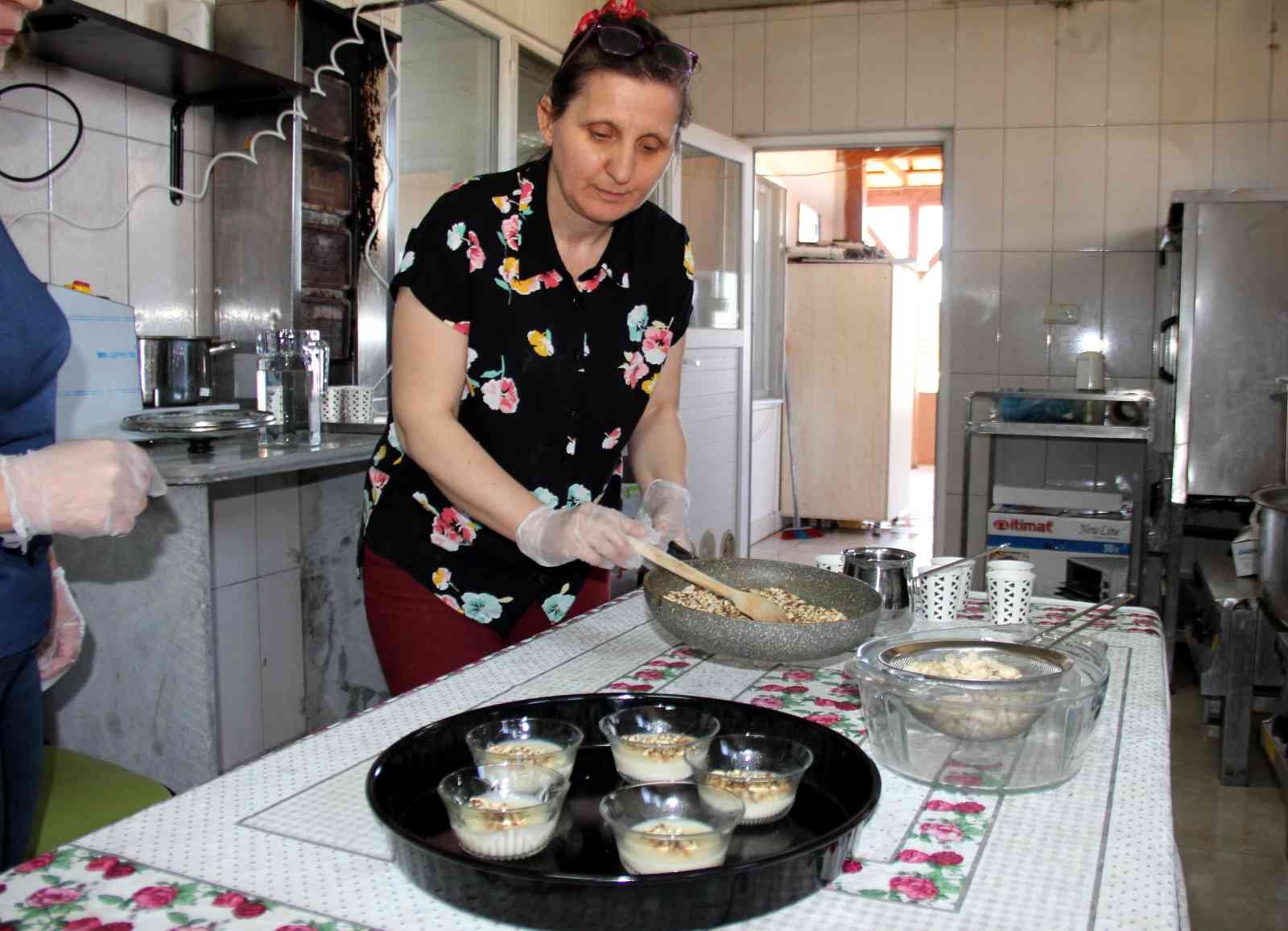 Adıyaman’da kadınlar, bademden yeni ürünler elde ediyor