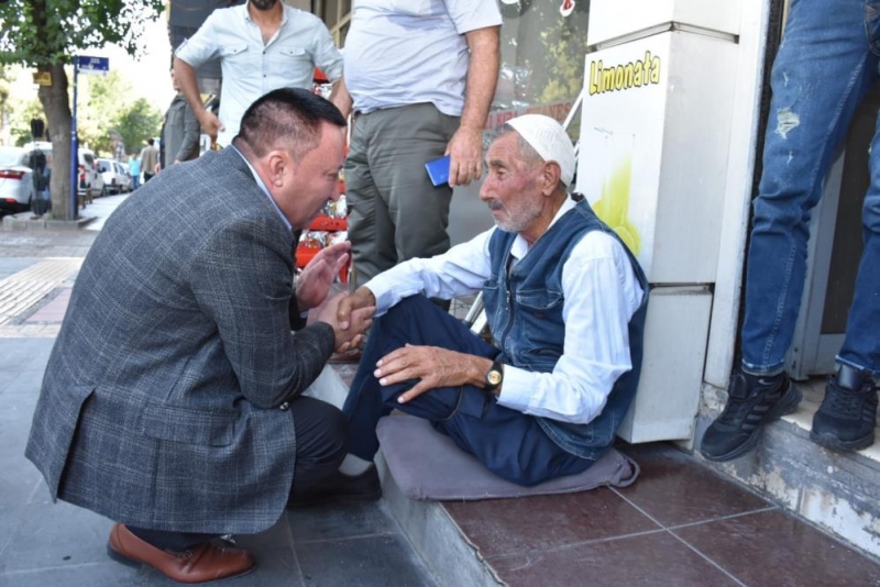 AK Partili Bağlar ilçe Belediye Başkanı Beyoğlu, 41 aydır sahada