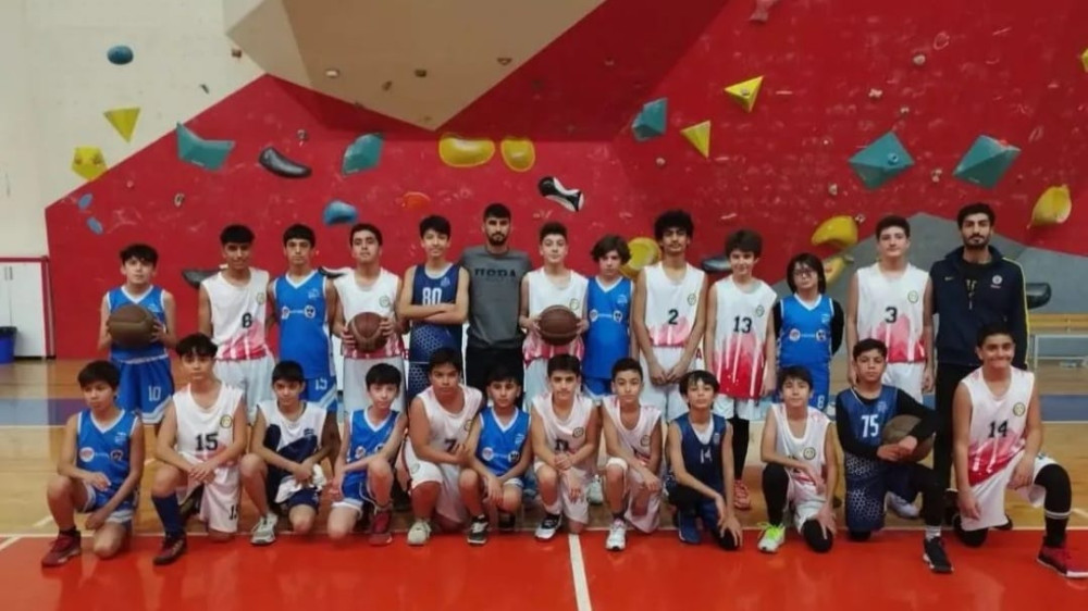 Bağlar Belediyespor’un Genç Basketbolcuları Rekorlarla Şampiyon