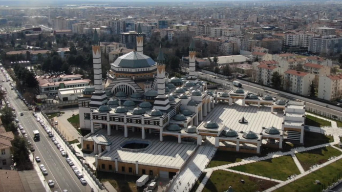 Diyarbakır’da gezilecek Dini Mabetler (Özel Haber)