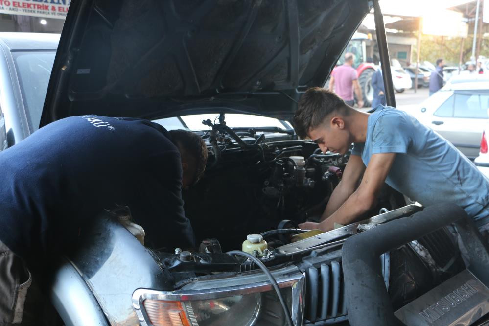 Diyarbakır'da oto tamircisinden ilginç teklif