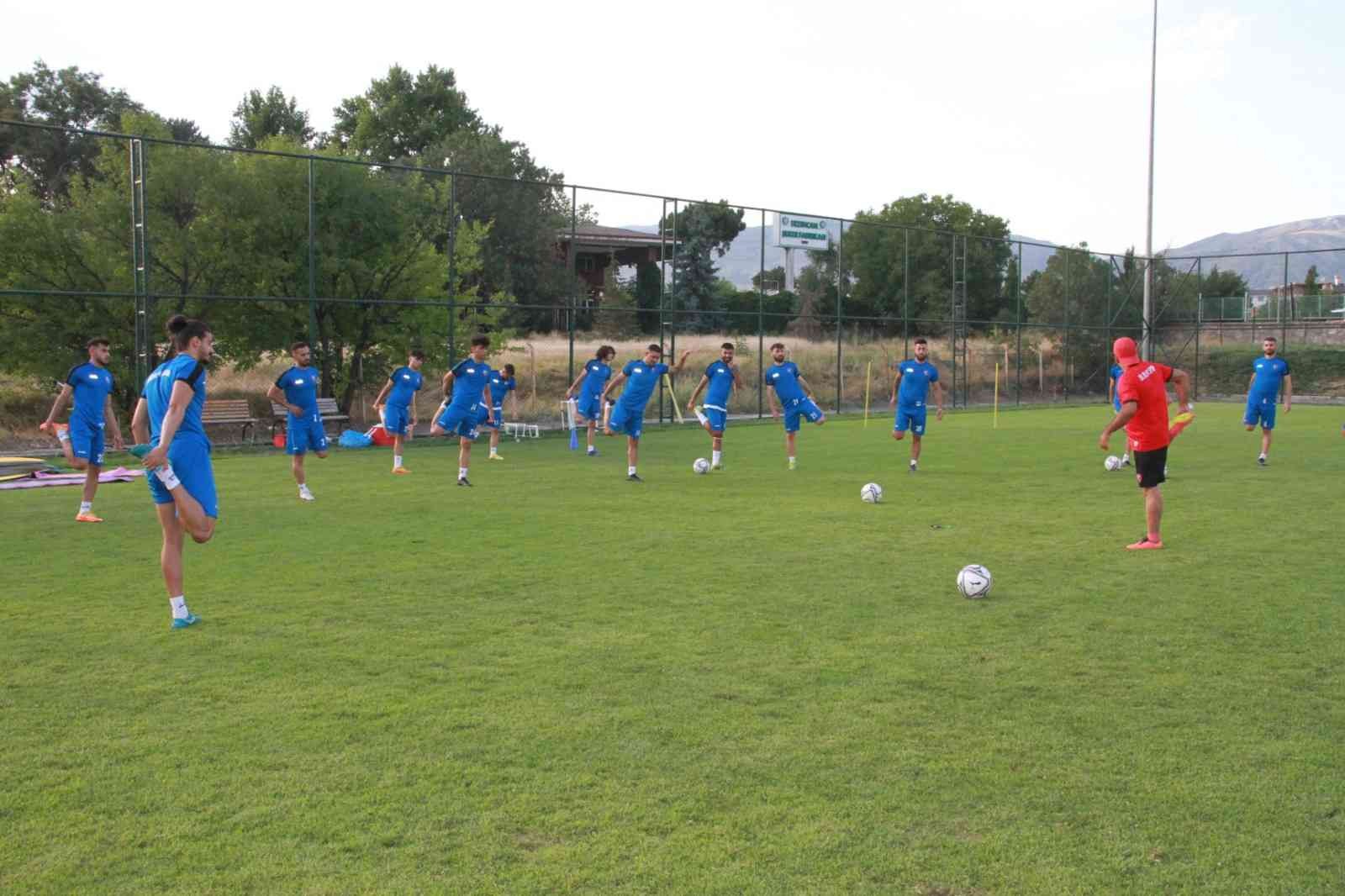 Ulalarspor’da yeni sezon hazırlığı başladı