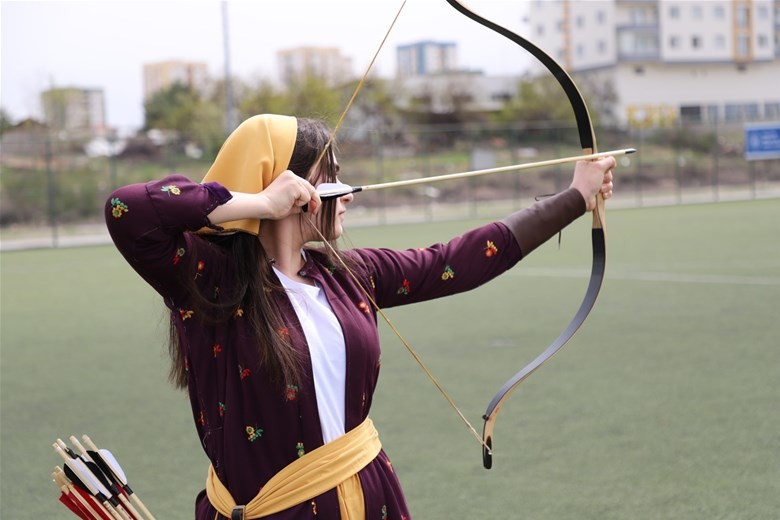 Oklar hedefe madalya için atıldı