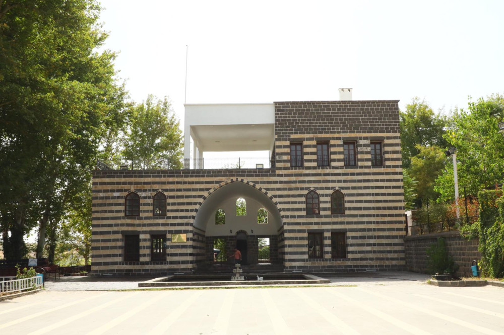 Gazi Köşkü'nde bakım ve onarım çalışmaları tamamlandı