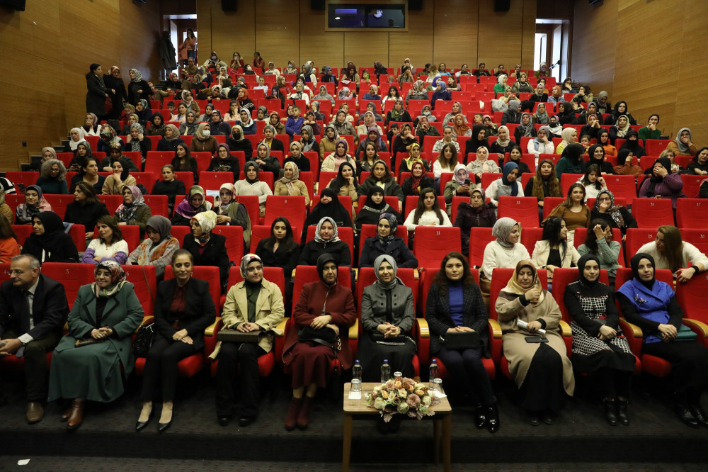 “Kadına Yönelik Şiddete Karşı Uluslararası Mücadele Günü” etkinliği düzenlendi