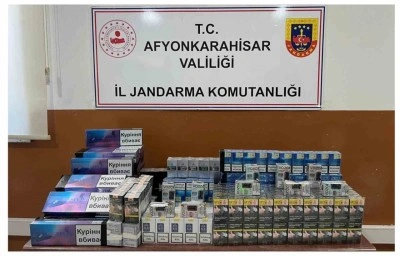 Afyonkarahisar’da kaçak elektronik ve normal sigara ele geçirildi