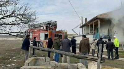 Aksaray’da sobadan çıkan yangında 1 kişi dumandan etkilendi