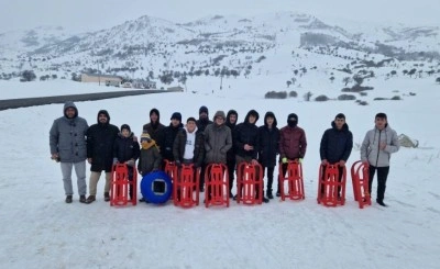 Bayburt’ta düzenlenen ’Gençliğe Değer Ara Dönem Kampı’ kayakla son buldu