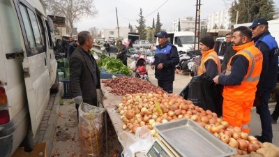 Belediyeden pazar esnafına poşet uygulaması