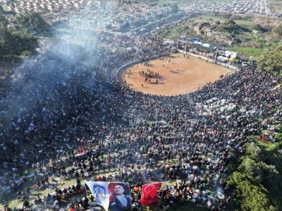 Binlerce güreş sever Pamucak Arena’da buluştu