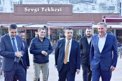 Candal: “Hedefimiz halkımıza daha konforlu ve kaliteli bir yaşam sunmak”