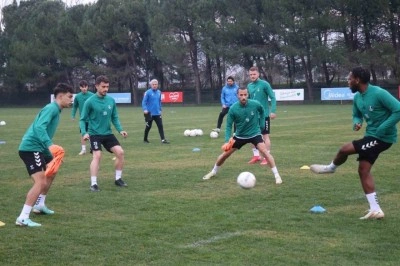 Cumhur Genç: "Hiçbir zaman küme düşme gibi derdimiz olmadı, hedefimiz play-off"