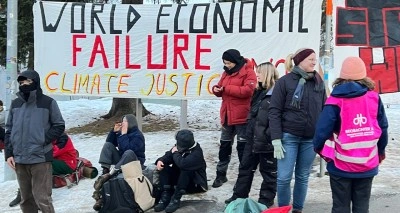 Davos'ta Dünya Ekonomik Forumu karşıtı protesto