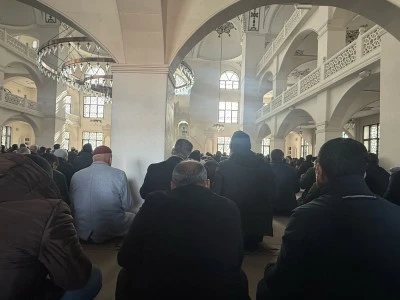 Diyarbakır'da Cuma Namazında Yağmur Duası Yapıldı