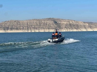 Diyarbakır’da kaçak ağlarla avlanılan sazan balıkları ele geçirildi