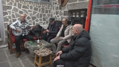 Diyarbakır'ı tarihi türkülerle canlandırıyorlar