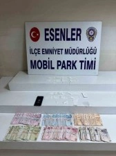 Esenler’de halk pazarında narkotik madde satışına suçüstü: O anlar kamerada