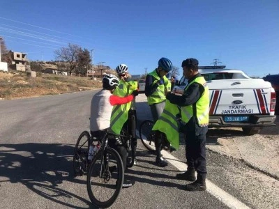 Mersin’de jandarma 5 ayda 50 bin kişiye ulaştı