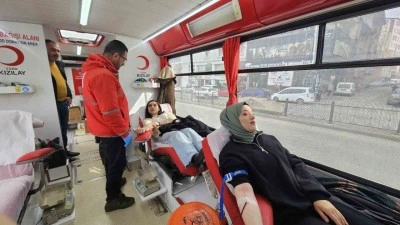 Muş Gazeteciler Cemiyeti’nden Kızılay’a kan bağışı desteği