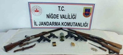 Niğde’de jandarmadan uyuşturucu ve silah operasyonu