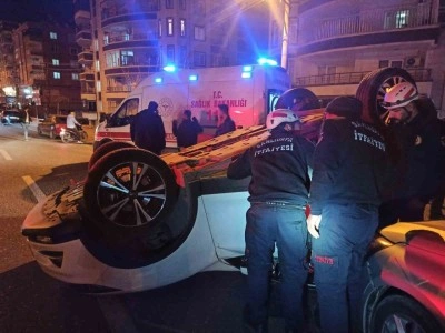 Şanlıurfa’da iki otomobil çarpıştı: 2 yaralı