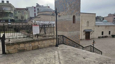 Siirt’te 9 asırlık cami yıllara meydan okuyor