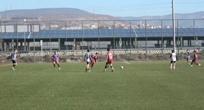 Minik Futbolcular İçin Turnuva Düzenledi