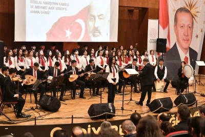 Tarihi Günde Duygu Seli: İstiklal Marşı'nın 104. Yılı Coşkuyla Kutlandı