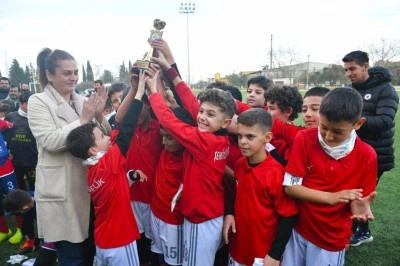 U11 Manisa Cup şampiyonu Turgutlu’dan