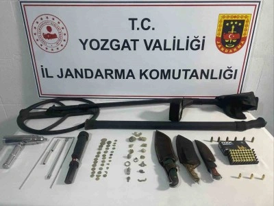 Yerköy’de define ararken yakalandılar